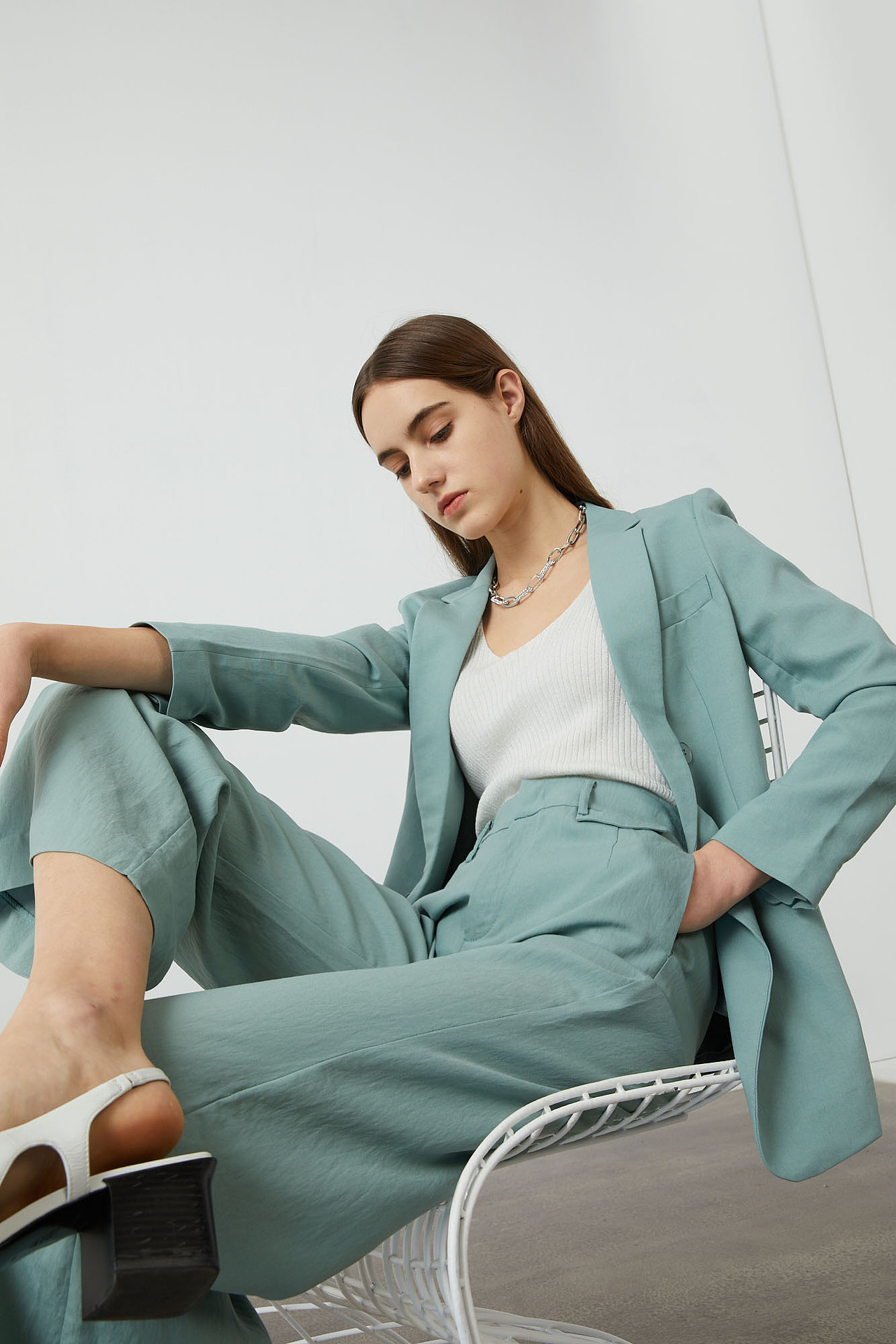 Arioseyears 女装拍摄（图ZMjY3NDM1NDEy） - 人像摄影 - 站酷设计师浣星传媒原创素材 - 站酷ZCOOL