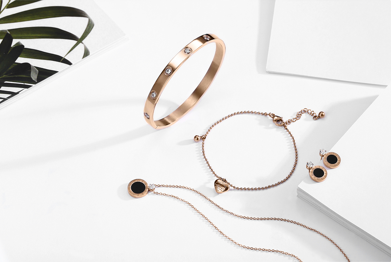 首饰摄影原图（图ZODkxMDA3NTY=） - 产品摄影 - 站酷设计师my1994原创素材 - 站酷ZCOOL