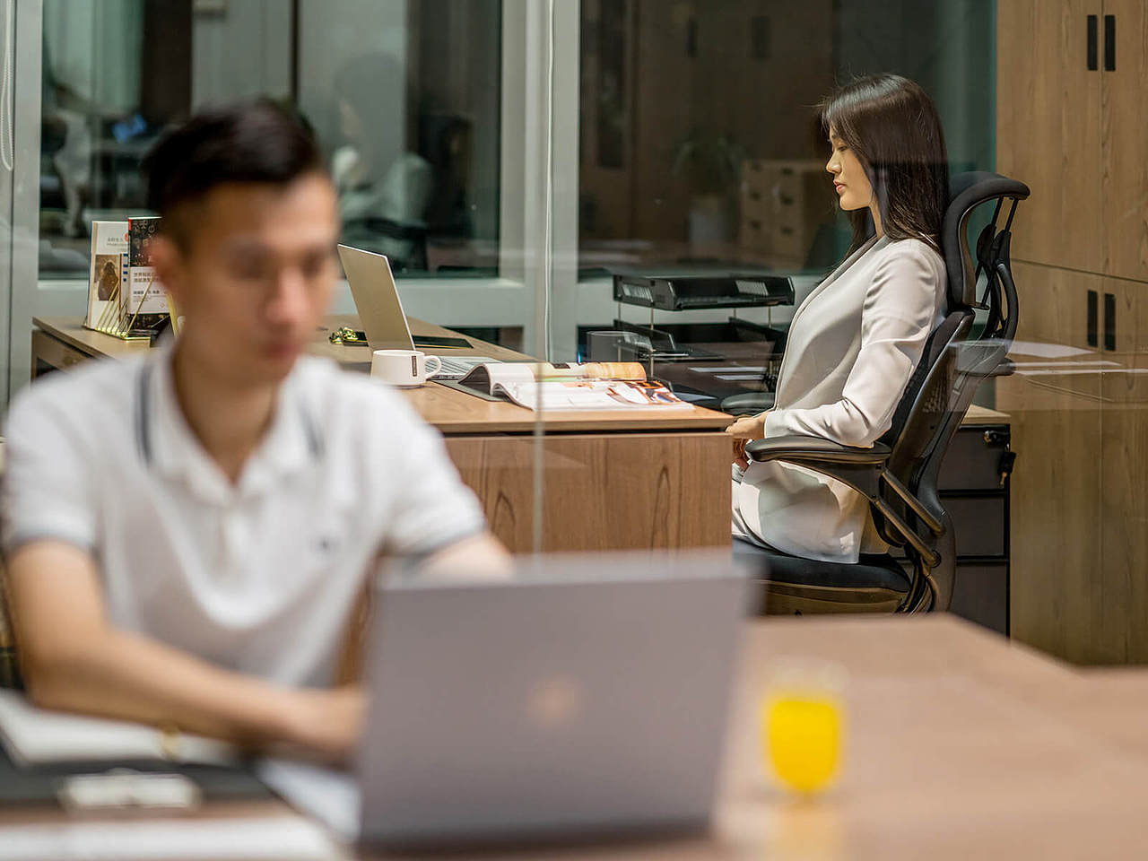 中海商业发展有限公司 | OFFICEZIP | 上海中建大厦（图ZMjAyMzM3MTQw） - 家装设计 - 站酷设计师officezip原创素材 - 站酷ZCOOL