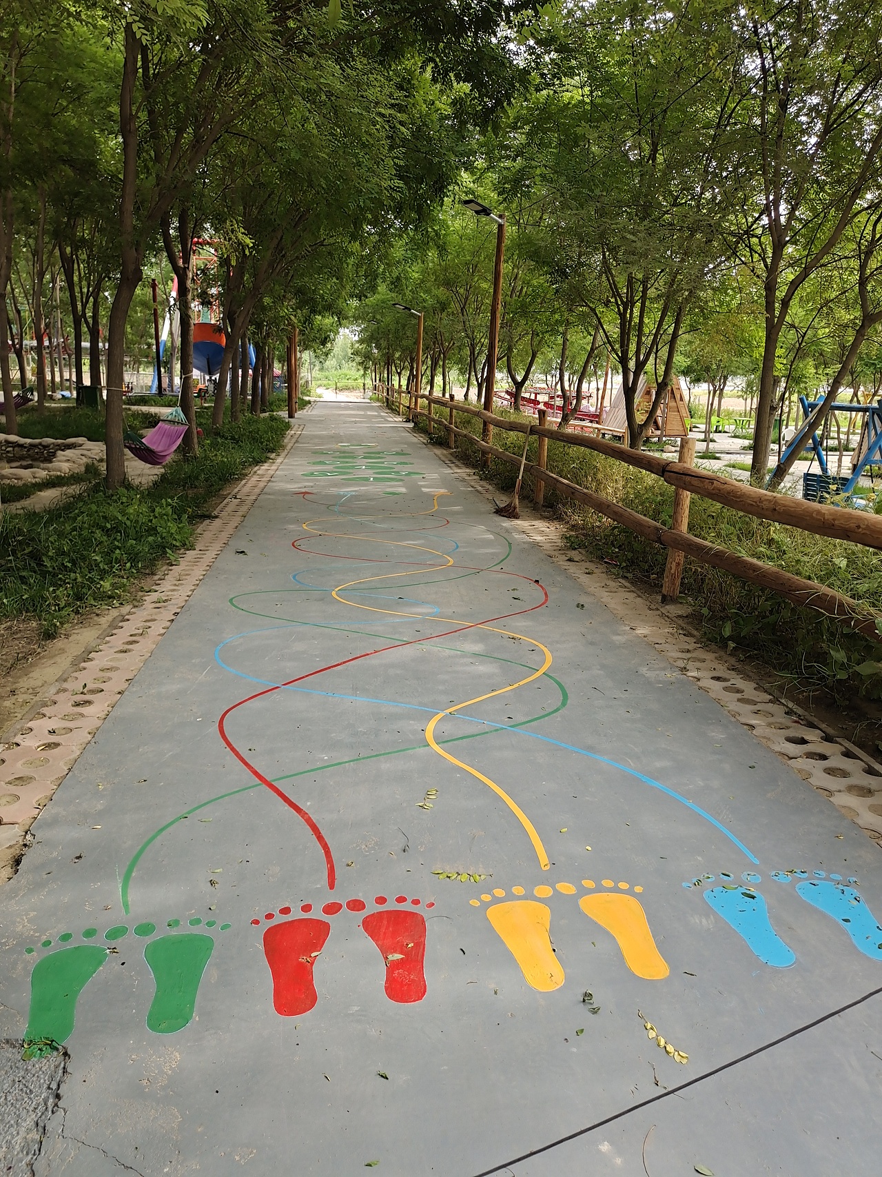 地面彩绘 美化地面