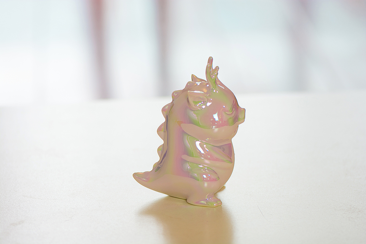 候鸟陶作品-e星龙猪-陶瓷雕塑