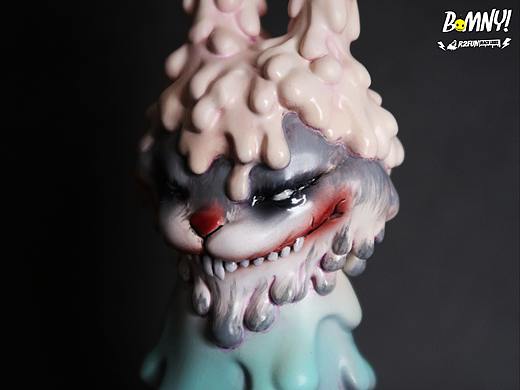 潮玩新品 | 初代Bomny以蜡烛为灵感、反战主题的玩具