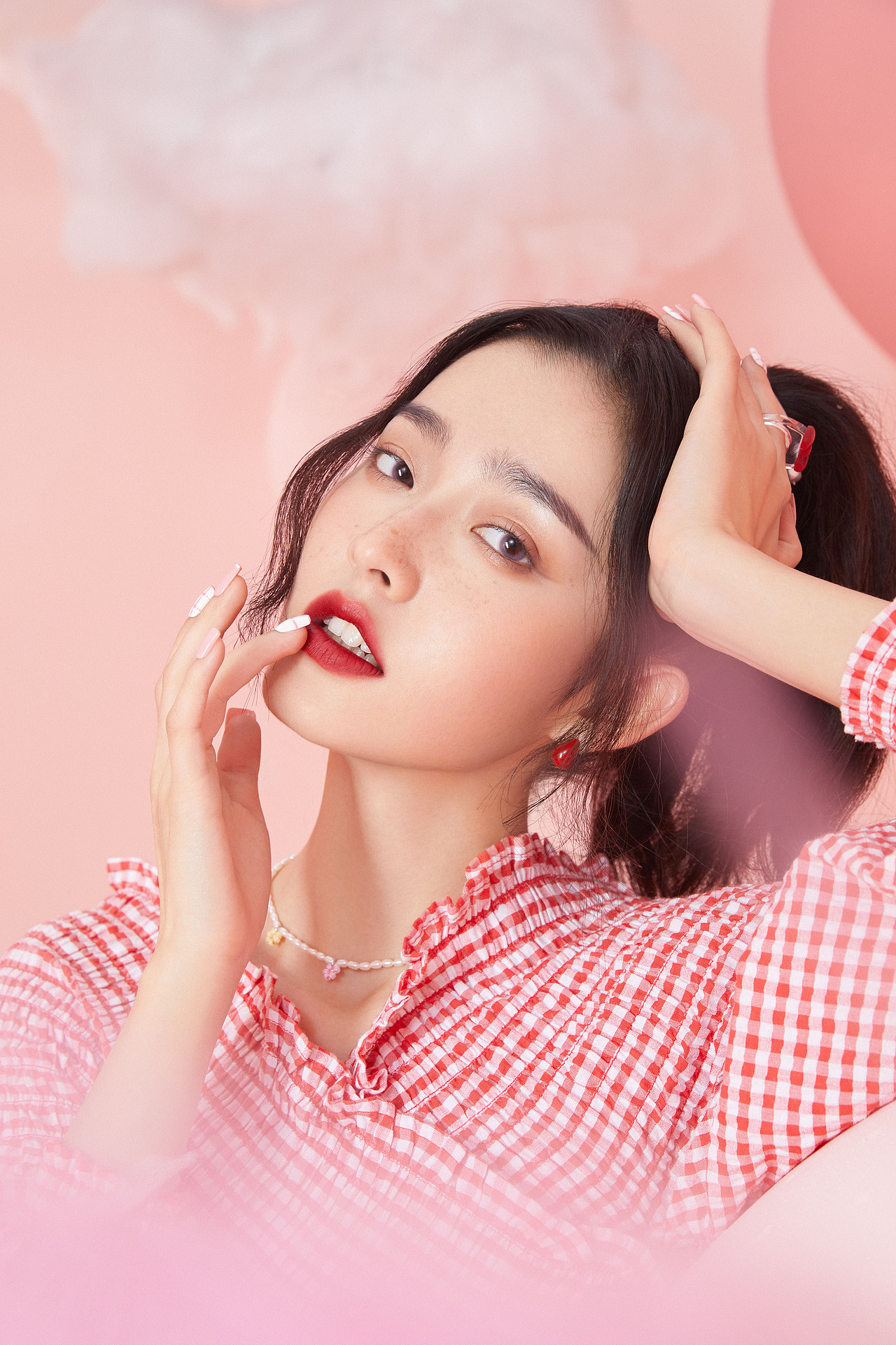 商业拍摄 | Pink Bear皮可熊 粉雾唇釉（图ZMjg4NTAzNDAw） - 人像摄影 - 站酷设计师摄影师Little伟原创素材 - 站酷ZCOOL