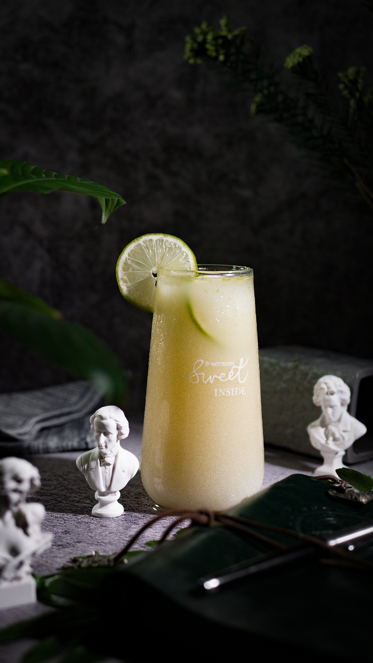 摄影作品丨创意奶茶布景