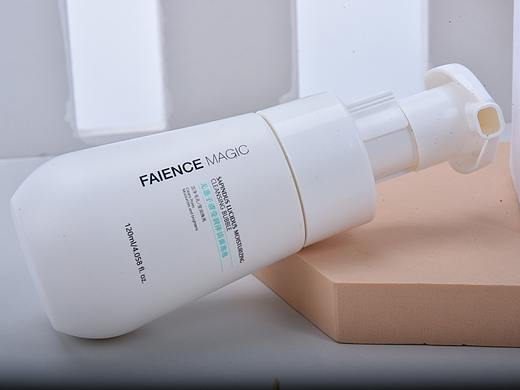 菲诗魔法-洁面-无患子清莹润泽洁面泡泡