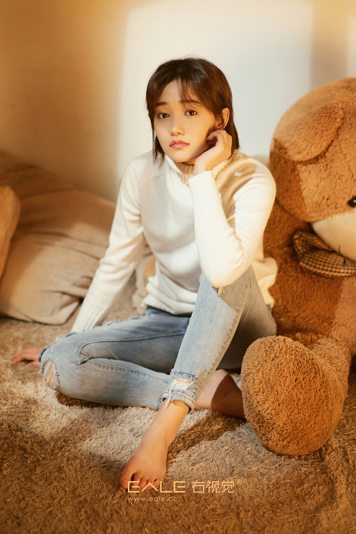 午后 阳光 慵懒的氧气女孩