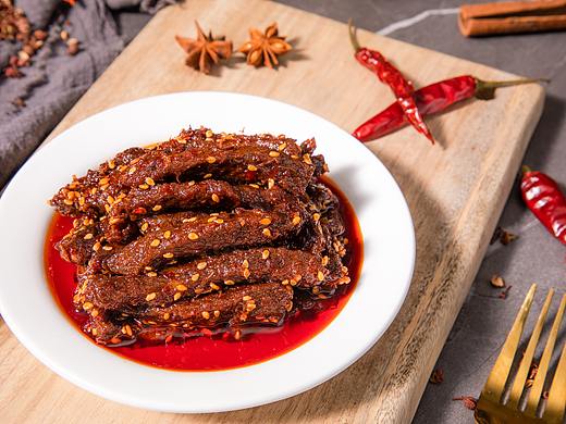 麻辣牛肉肉条休闲食品辣条零食拍摄作品