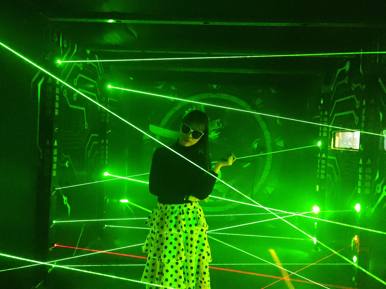 《挑赞》亲子互动游乐