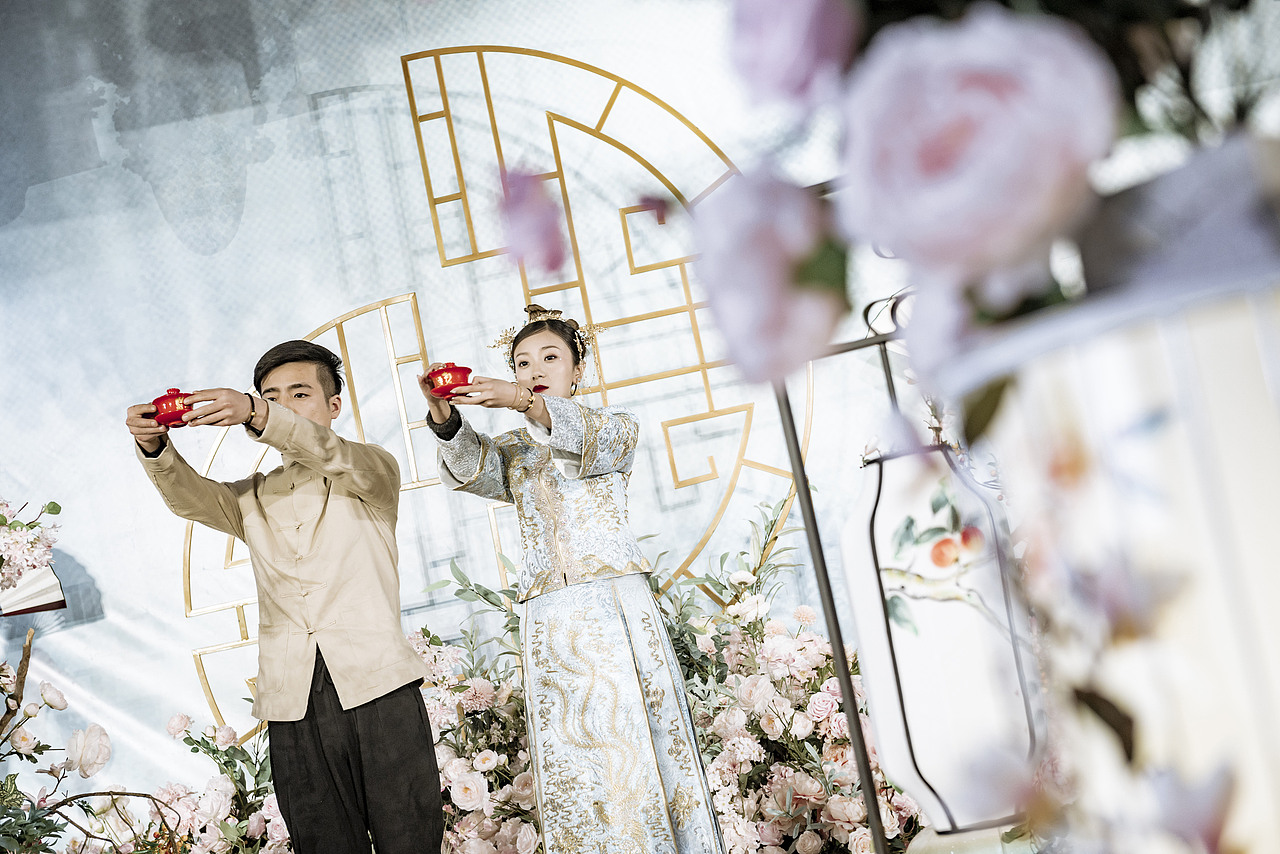 人家三月 繁花似锦