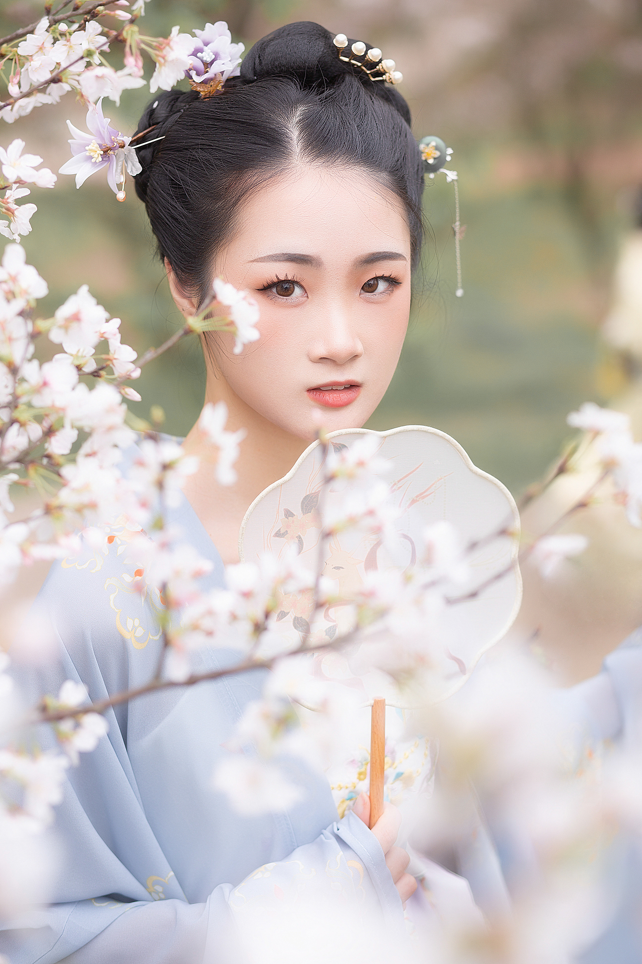 樱花汉服少女 蓝（图ZMjQ3NTMzOTM2） - 人像摄影 - 站酷设计师比克小魔王QAQ原创素材 - 站酷ZCOOL