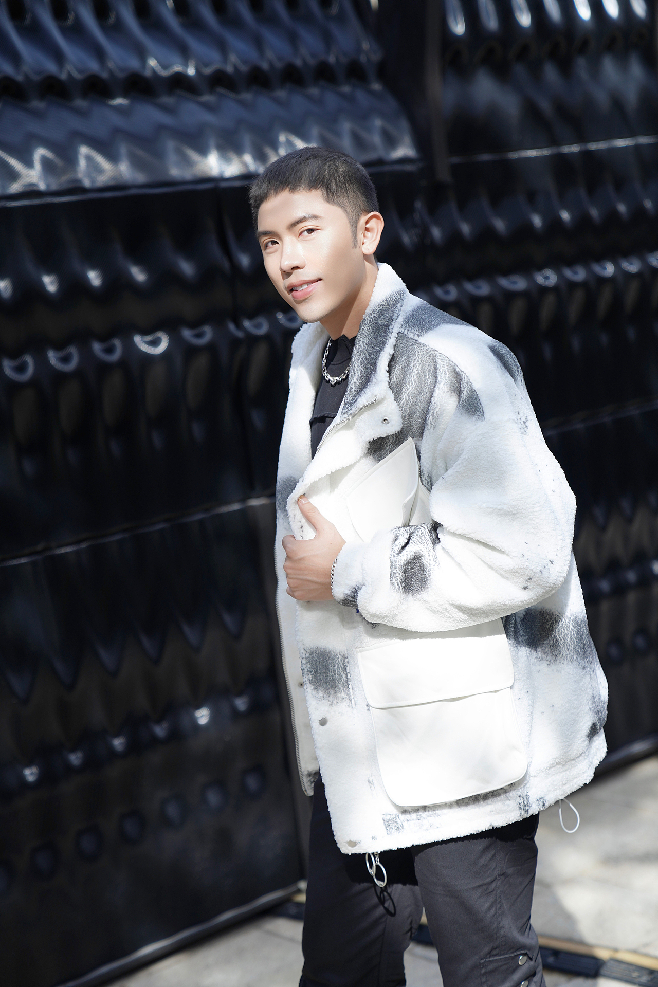 OOTD|DEFINEX羊羔毛外套（图ZMjc2NjA0MjYw） - 产品摄影 - 站酷设计师在下星辰原创素材 - 站酷ZCOOL