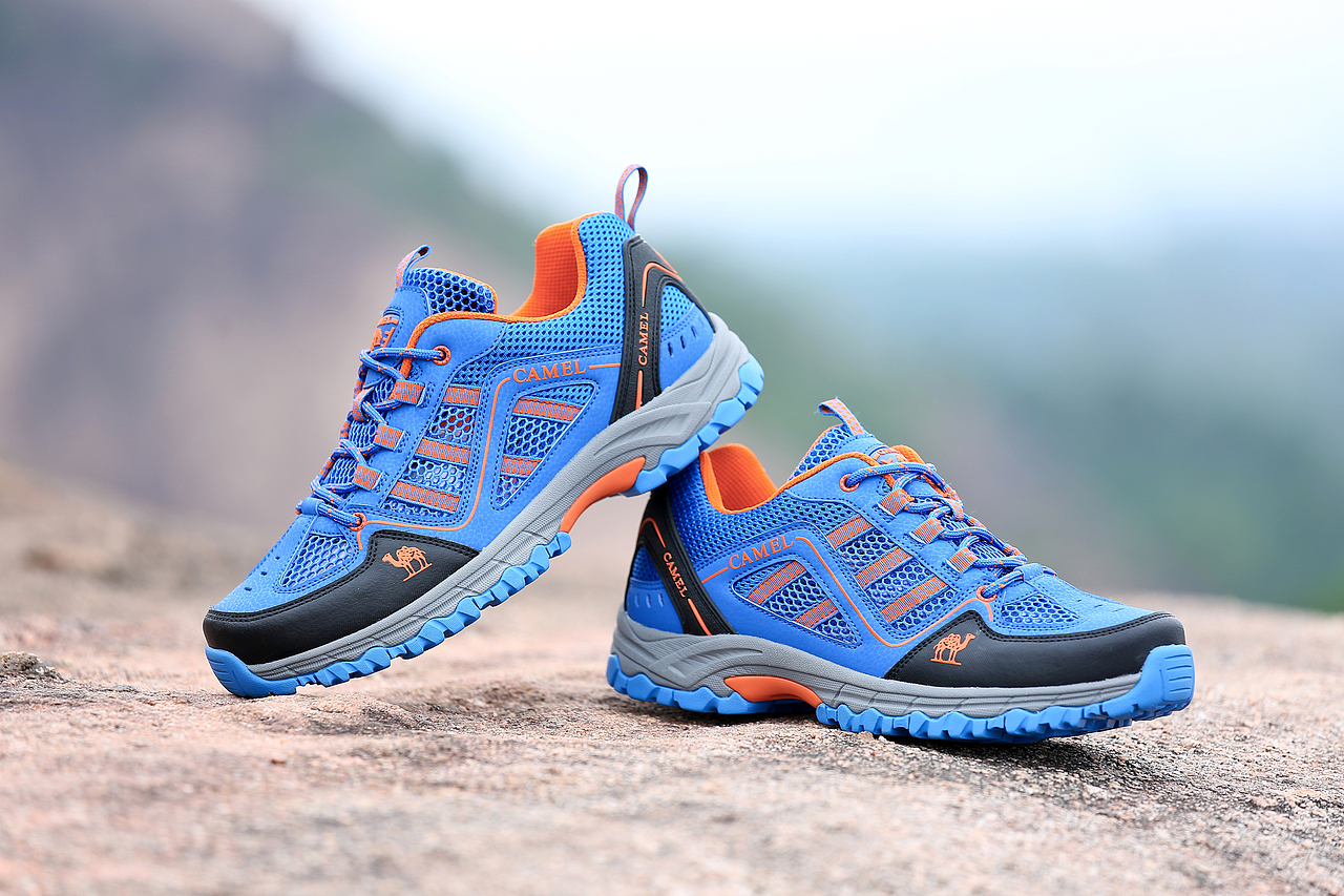 户外登山鞋场景创意拍摄