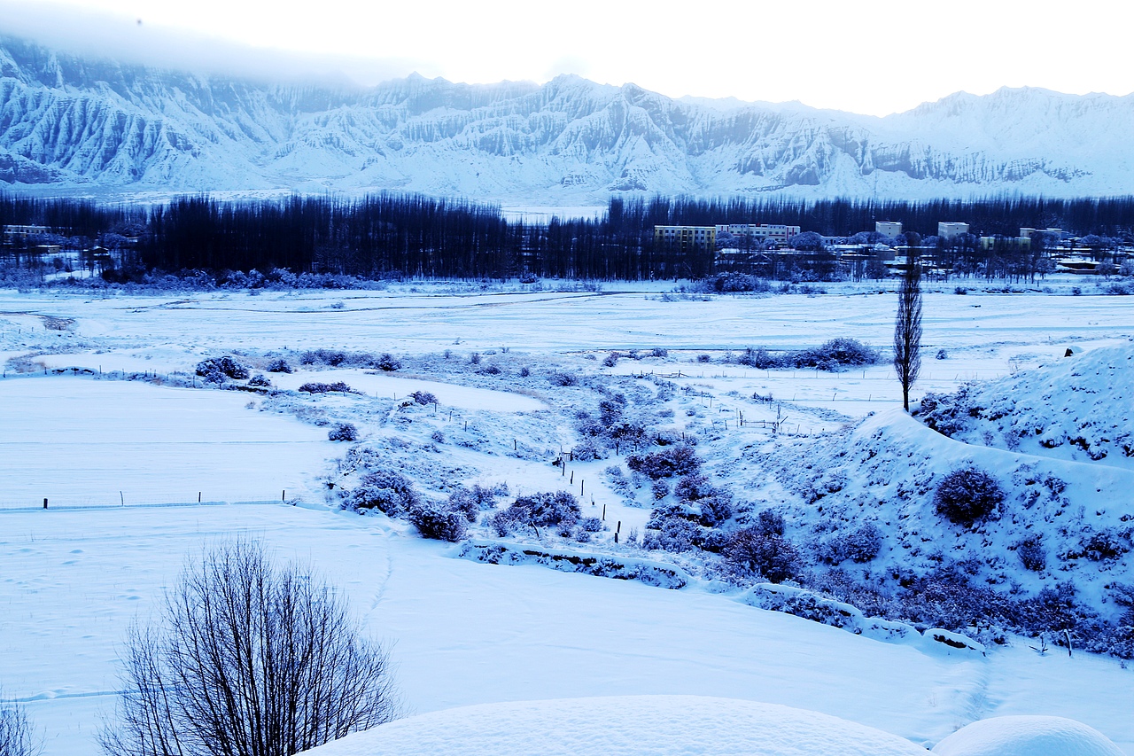新疆阿克苏博孜墩冬季