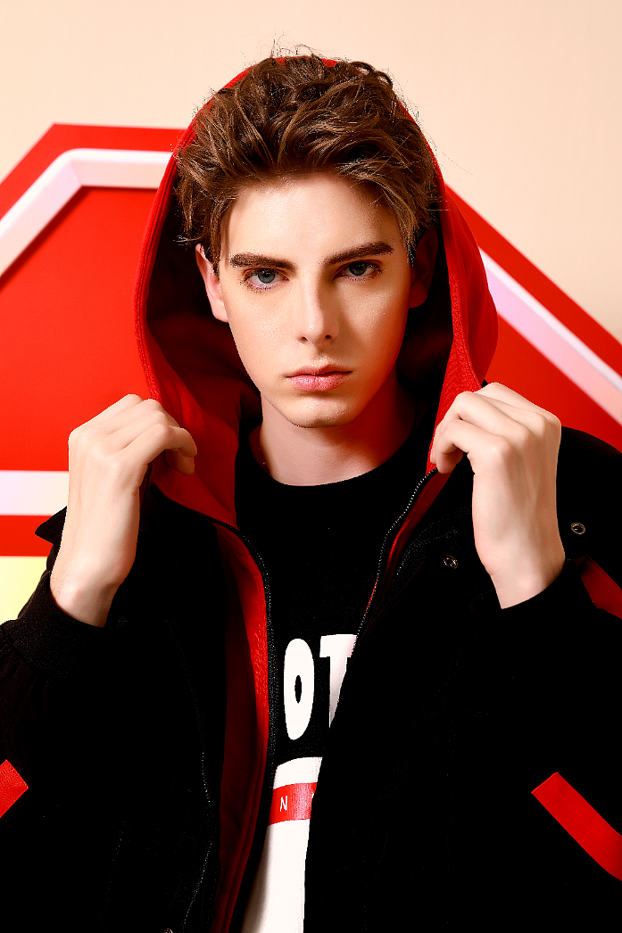 人物摄影-《新年红》