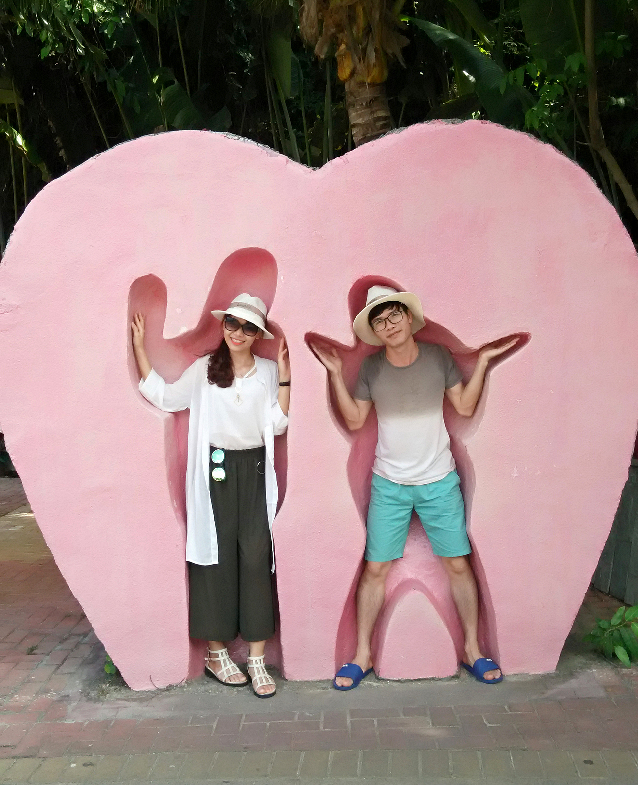 海南也要甜蜜蜜（图ZODQ5OTkzMzY=） - 人像摄影 - 站酷设计师00lxl玲原创素材 - 站酷ZCOOL