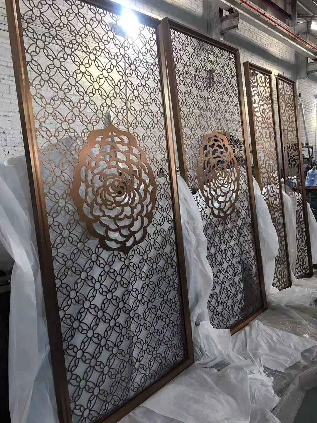 经典艺术中式纯铜雕刻镂空屏风隔断