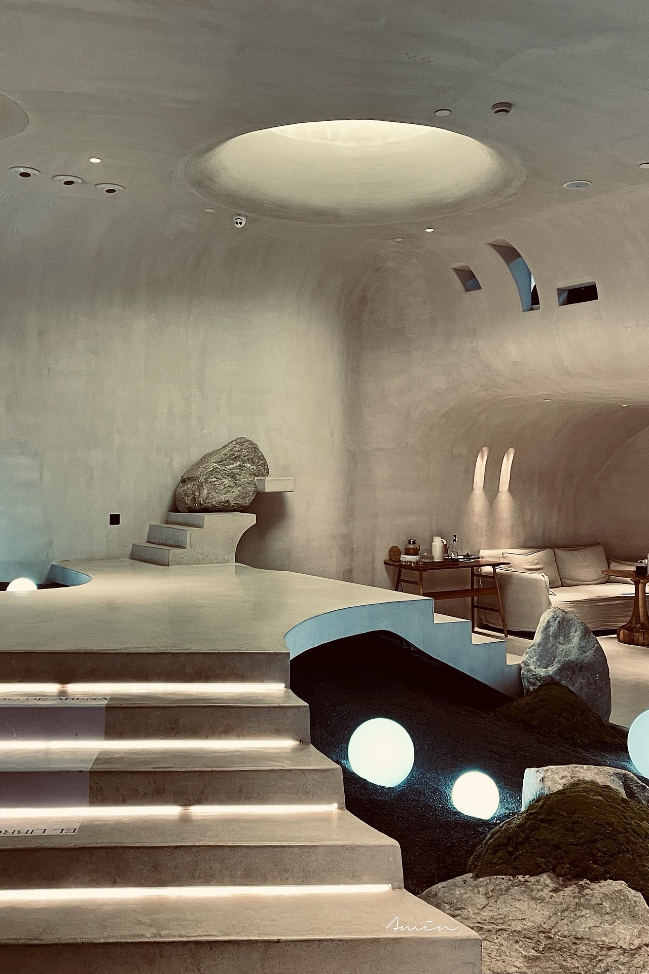 一弯新月 城市之中的民宿（图ZMjM5MzkwMjA0） - 商业空间设计 - 站酷设计师摄影师阿敏原创素材 - 站酷ZCOOL