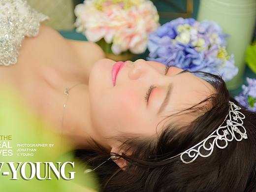 婚纱摄影唯美花艺人像杂志封面时尚婚纱人像