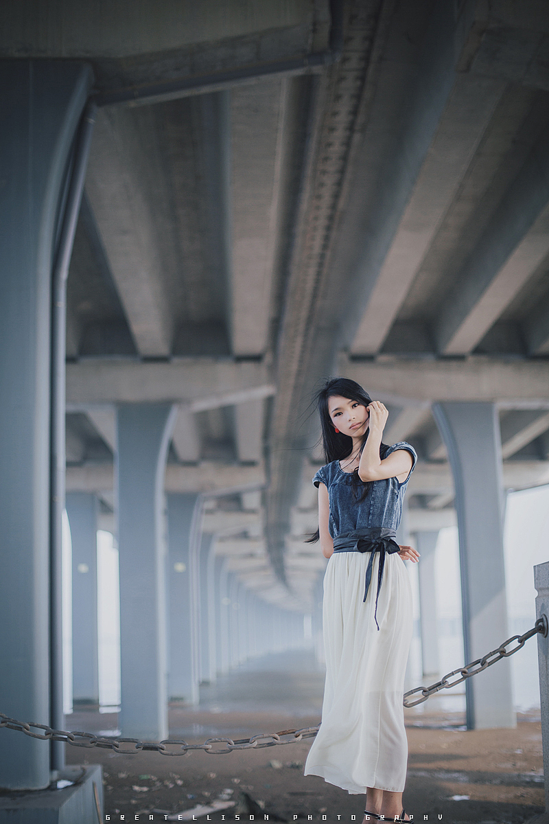 但愿我是缠绕你的风