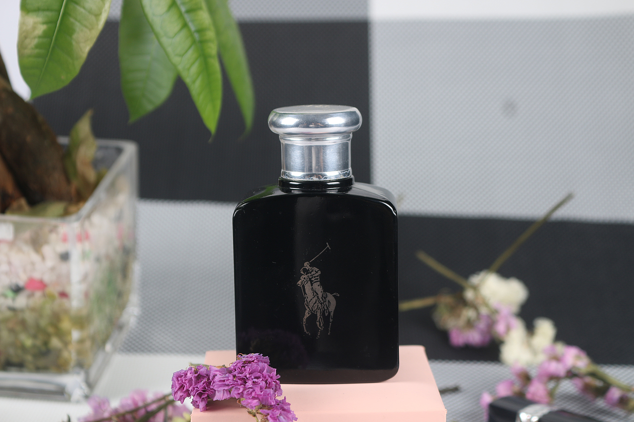 香水摄影（图ZMTYxMDYxMDY0） - 产品摄影 - 站酷设计师打扰她很好原创素材 - 站酷ZCOOL