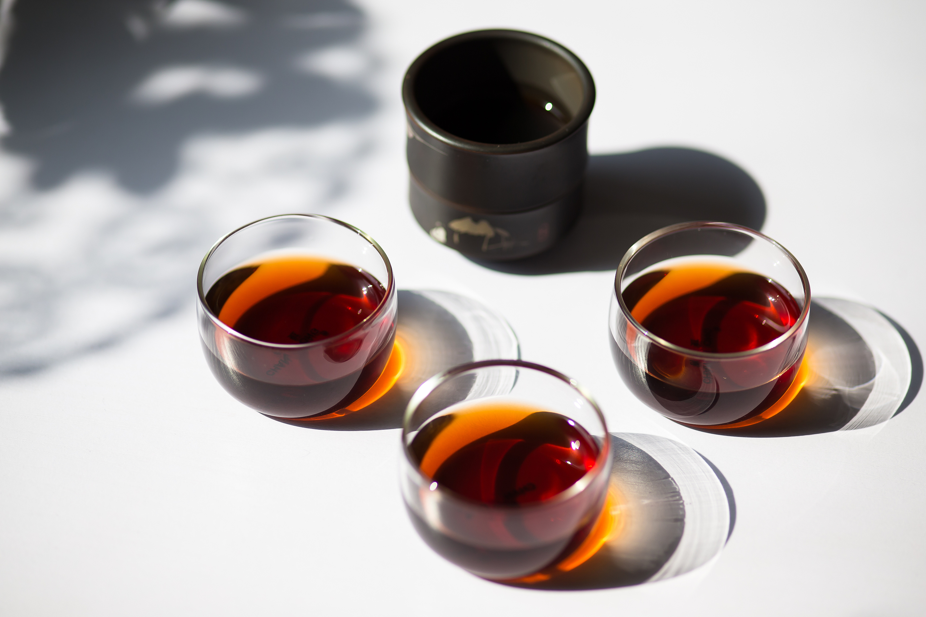 静物摄影 | 普洱茶汤的极简表达