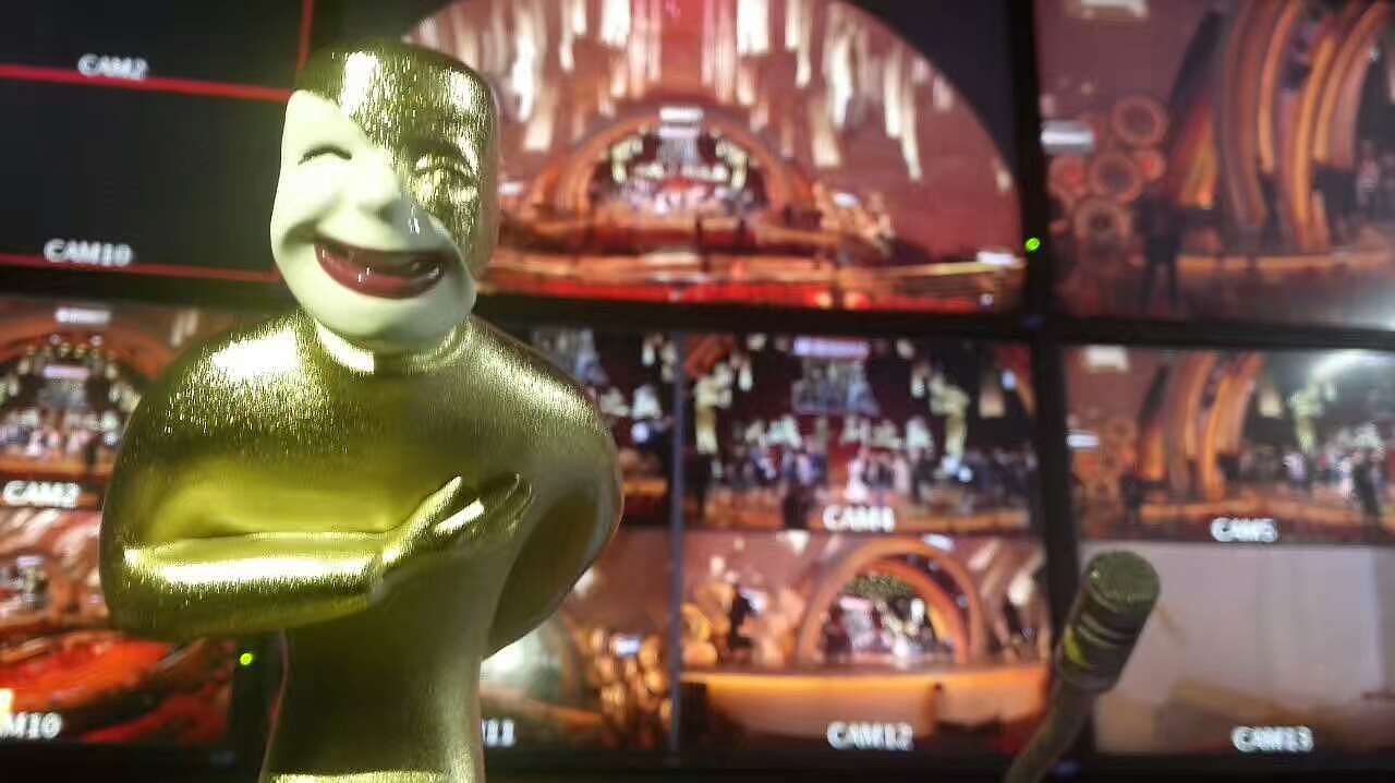 2017三大喜剧栏目第一篇 东方卫视《欢乐喜剧人》