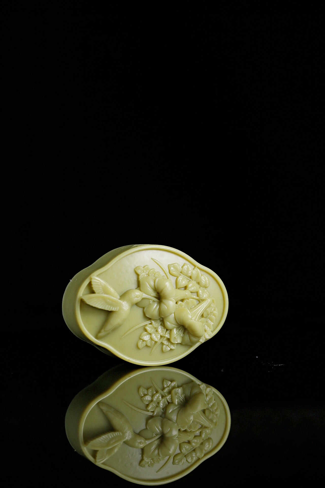 艾草肥皂。嘎嘎