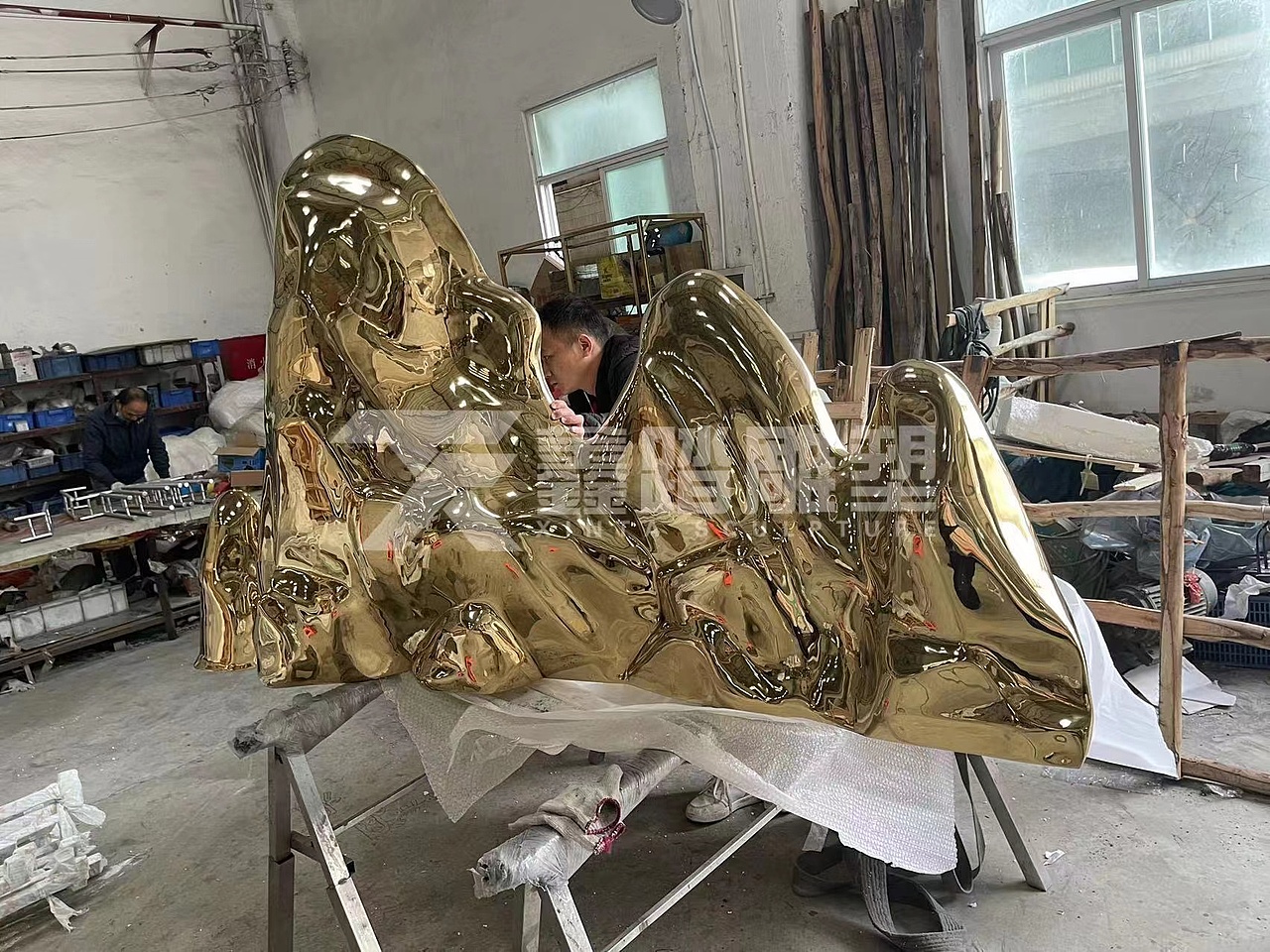 镜面钛金不锈钢假山雕塑景观园林金属工艺品摆件 超靓