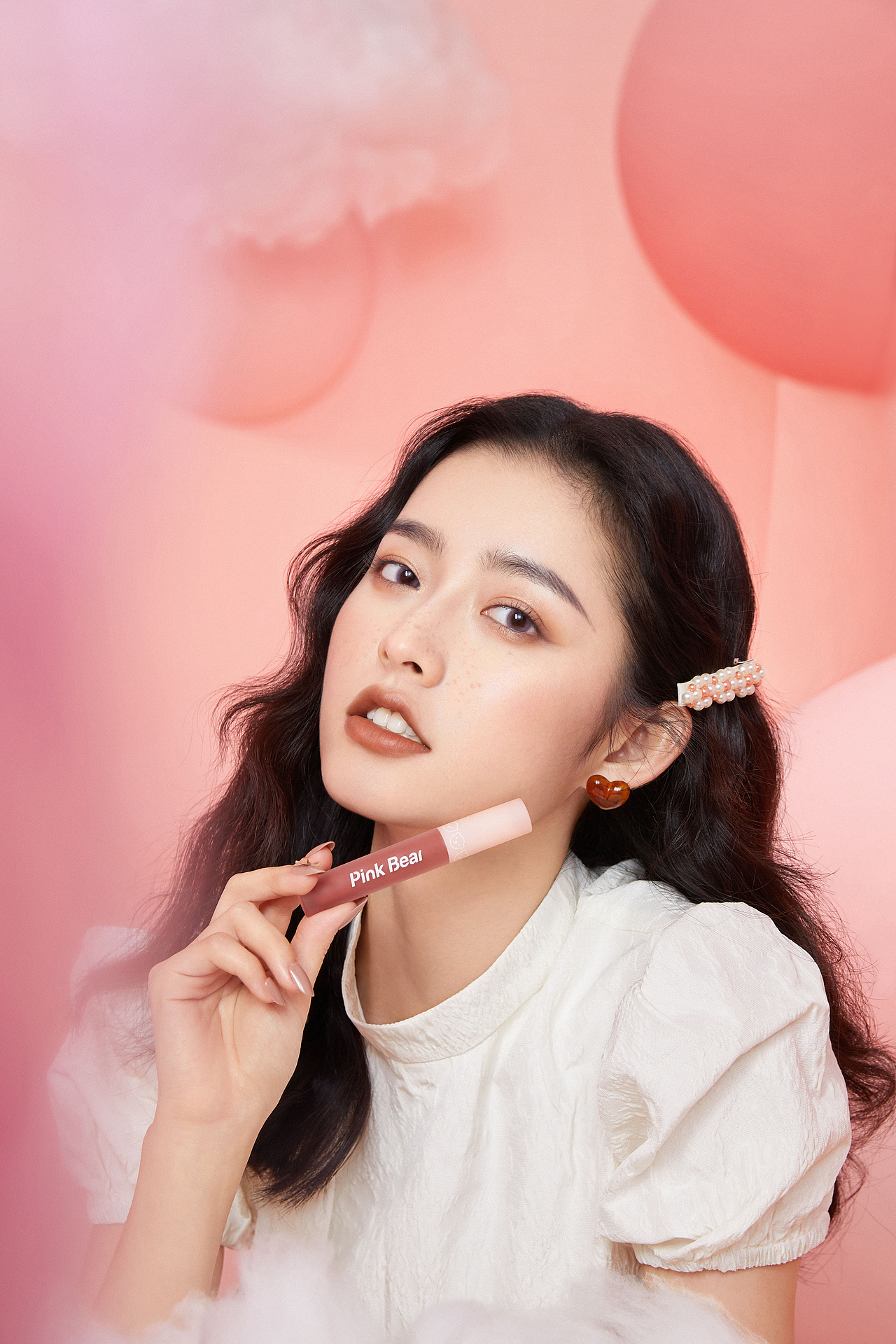 商业拍摄 | Pink Bear皮可熊 粉雾唇釉（图ZMjg4NTAzMzk2） - 人像摄影 - 站酷设计师摄影师Little伟原创素材 - 站酷ZCOOL