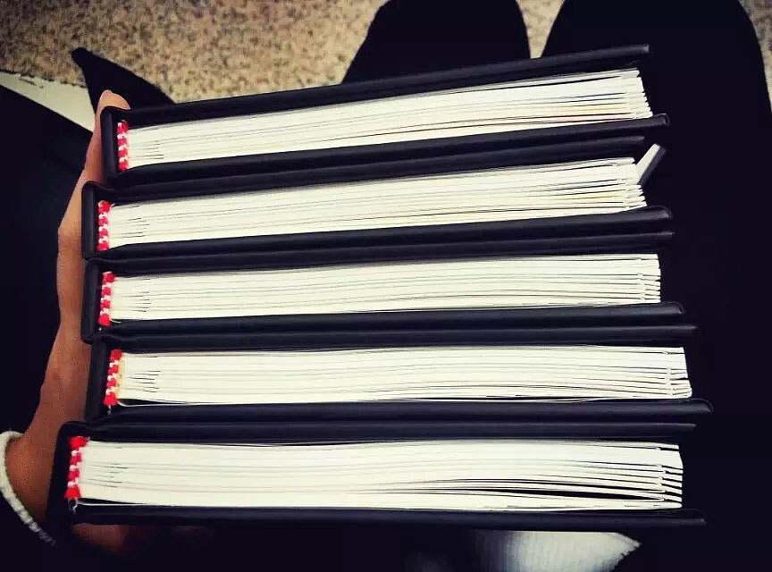 #青春答卷2016# 毕业设计：原创书籍《我》（图ZMzkwNzkxNzY=） - 书籍/画册 - 站酷设计师zymmmmmm原创素材 - 站酷ZCOOL