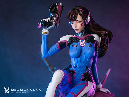 同游戏少女DVA雕像摄影