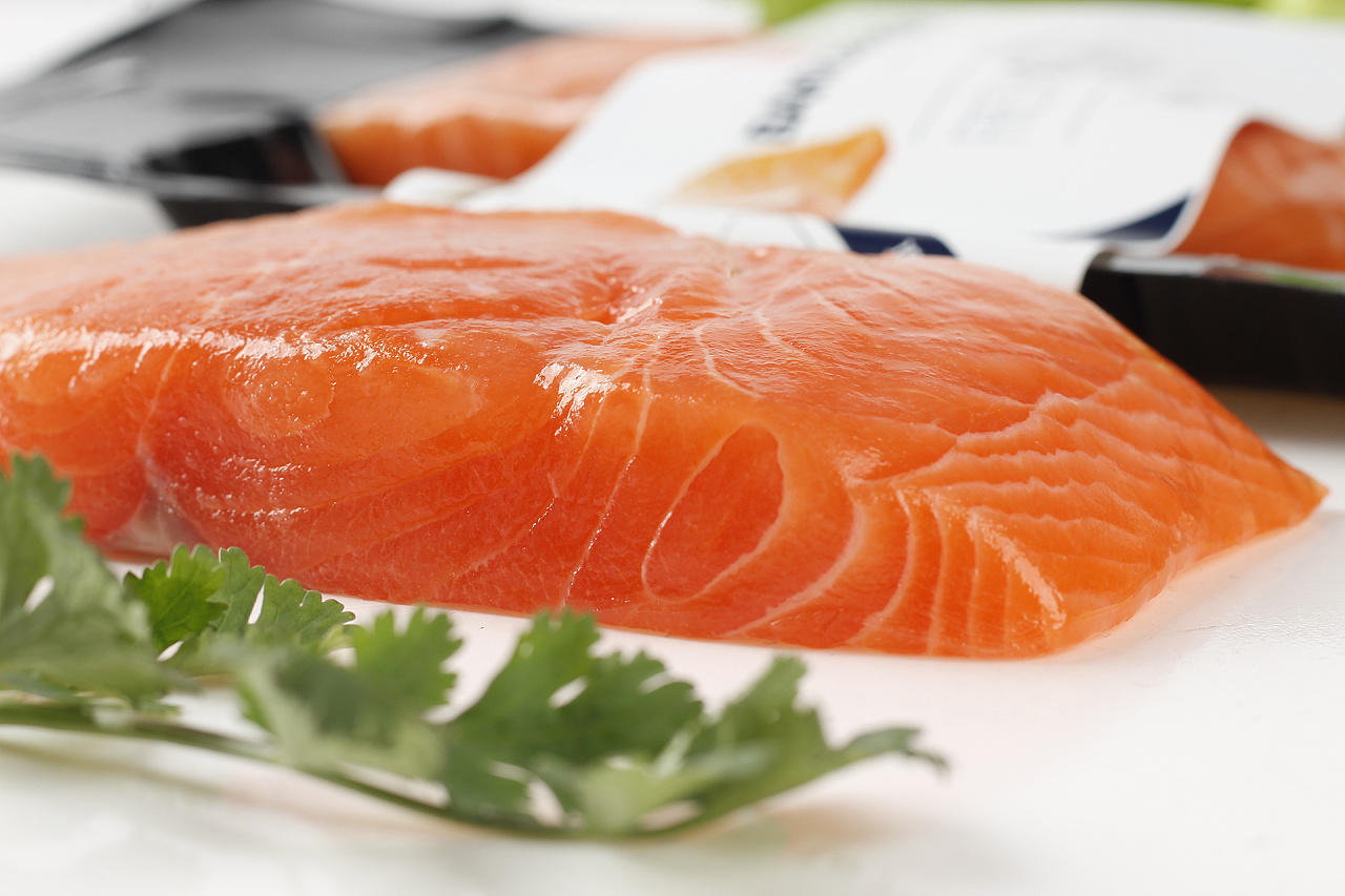 丹麦进口冰鲜三文鱼拍摄丨飞鸟电商