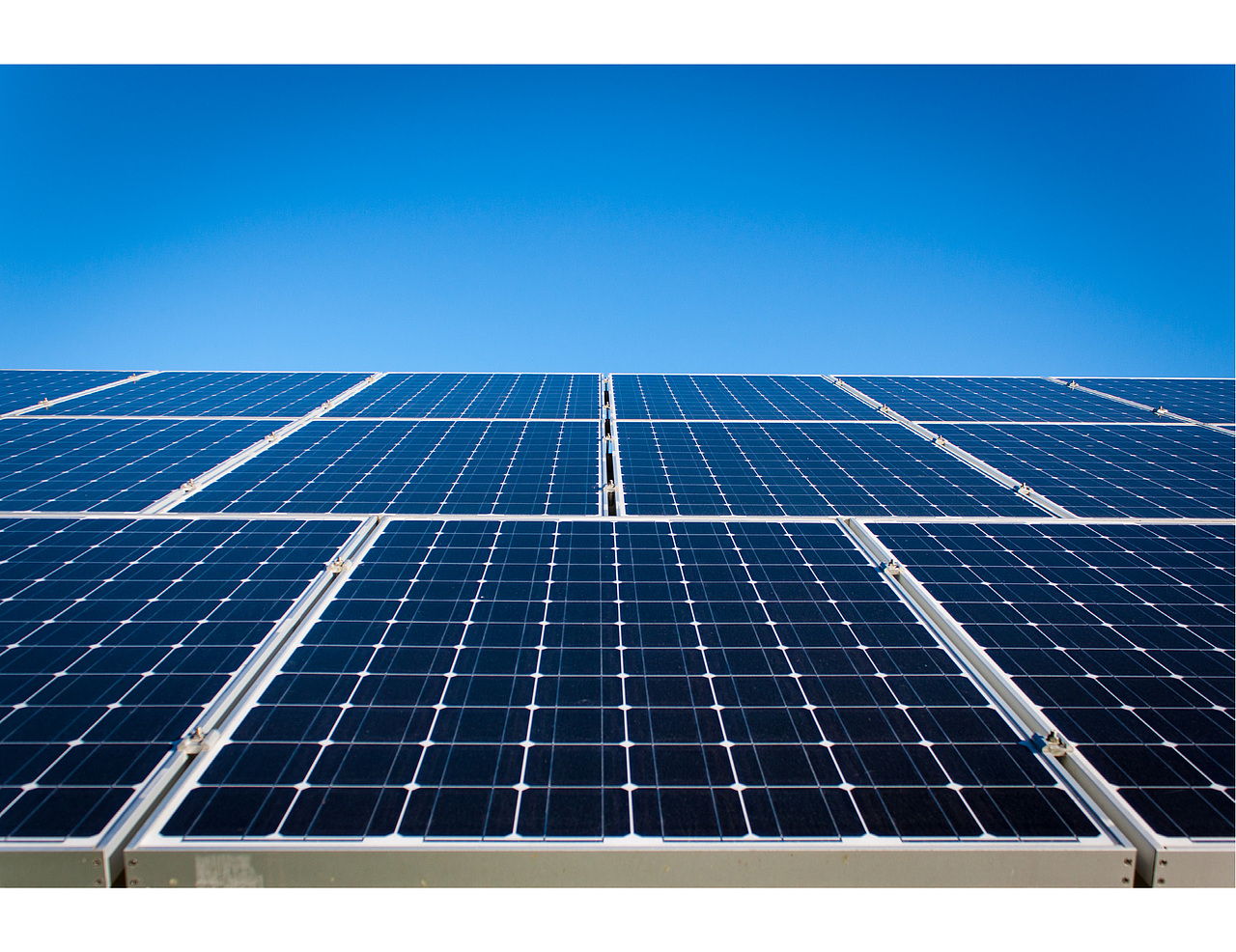 - 光伏品牌 鑫辉VI（图ZMTEyNDI5OTA0） - 品牌 - 站酷设计师terryW原创素材 - 站酷ZCOOL