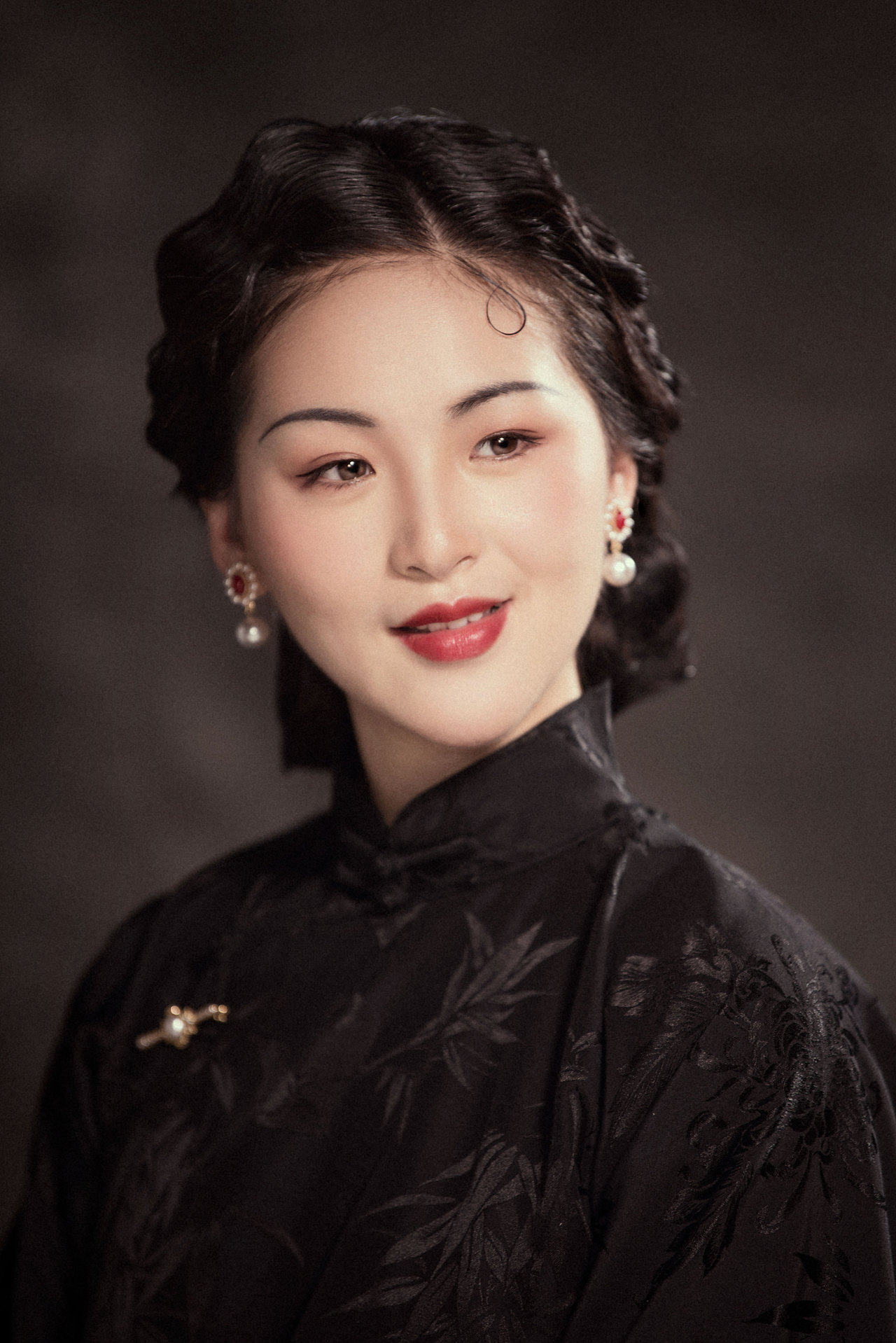 老画报（图ZMjExMDY5NjA0） - 人像摄影 - 站酷设计师谷子旗袍照相原创素材 - 站酷ZCOOL