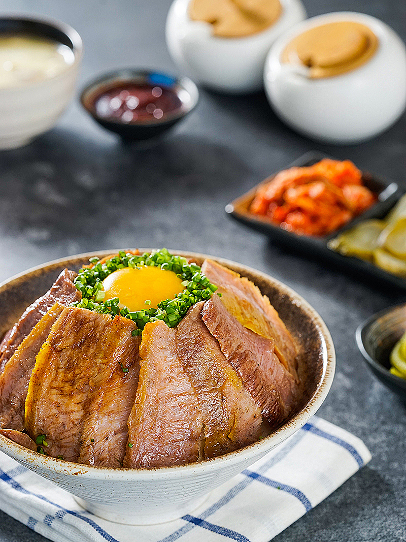 烧肉饭拍摄美食摄影（图ZMTcwMjEwNjEy） - 产品摄影 - 站酷设计师铭影张SIR原创素材 - 站酷ZCOOL