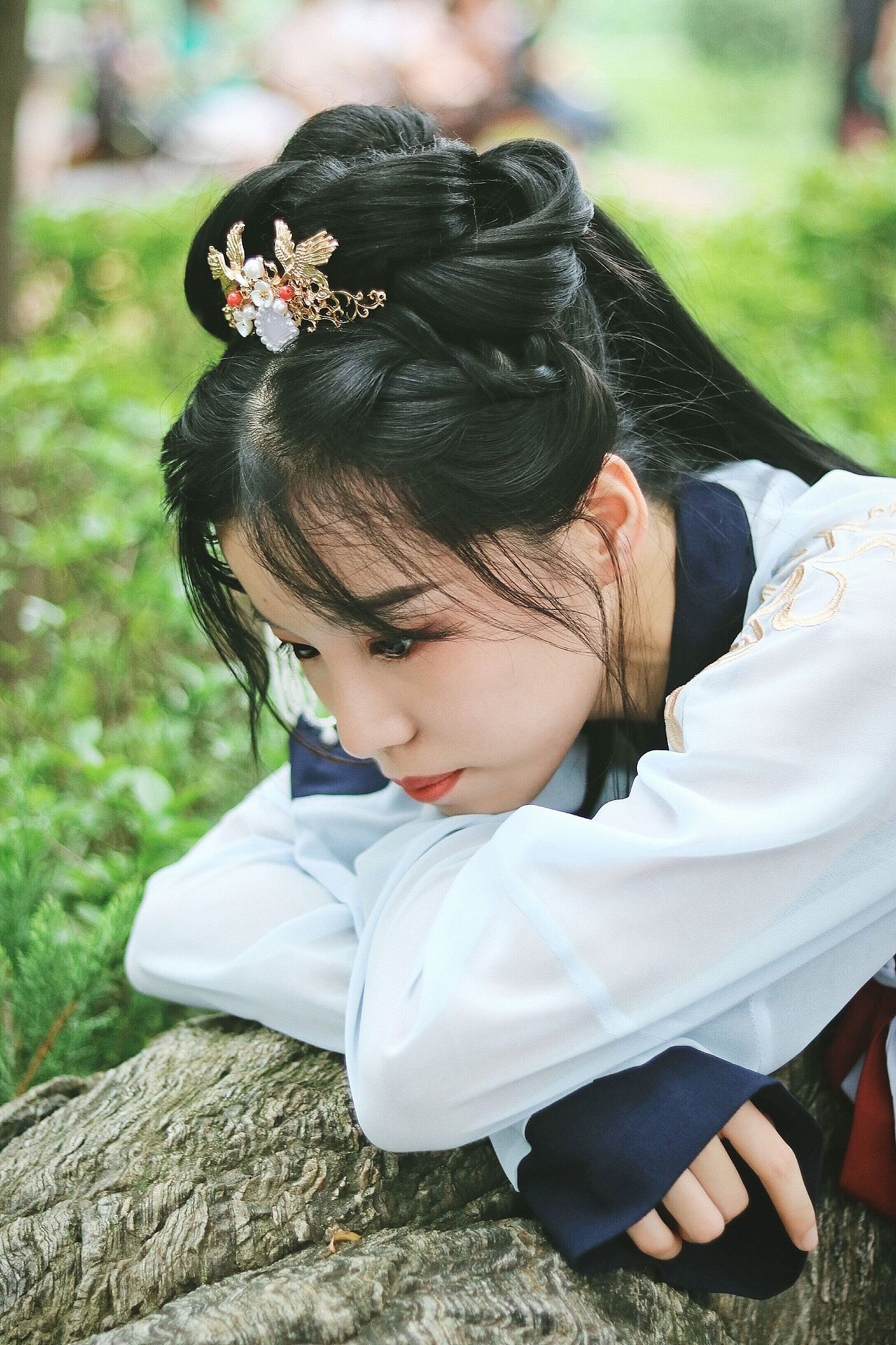 漢服拍攝 你眼里有光?（圖ZMjE5MzgwOTg0） - 人像攝影 - 站酷設(shè)計師劉呵呵LZQ原創(chuàng)素材 - 站酷ZCOOL