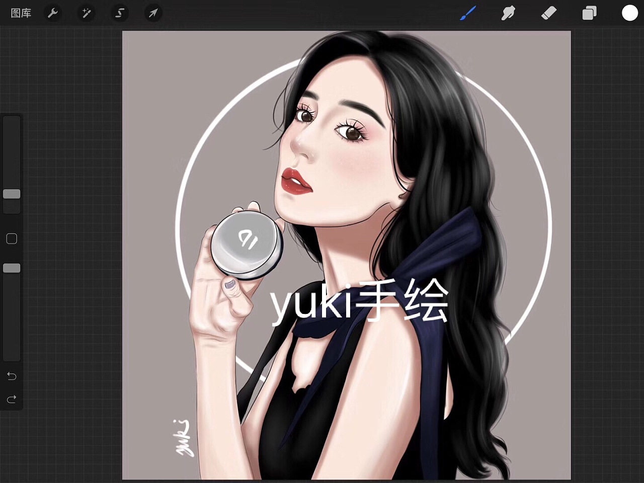 练习画的古力娜扎