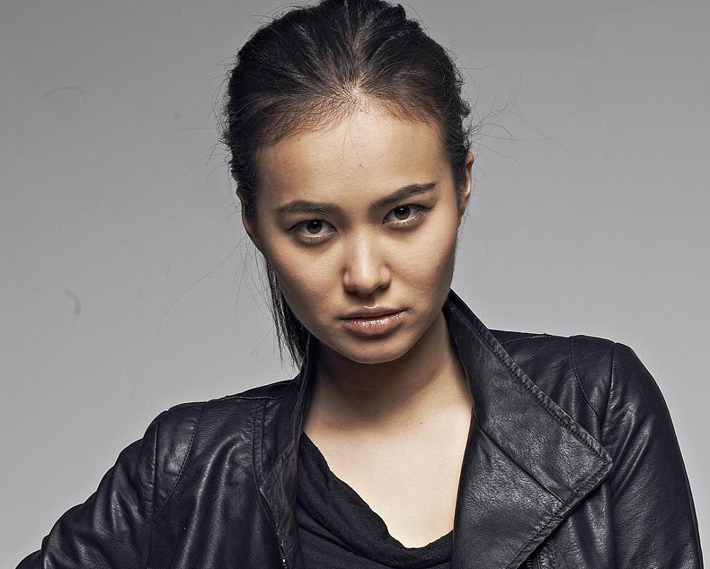 后期修图练习（图ZMTExMjA5NjMy） - 人像摄影 - 站酷设计师姗大爷的魔法盒原创素材 - 站酷ZCOOL