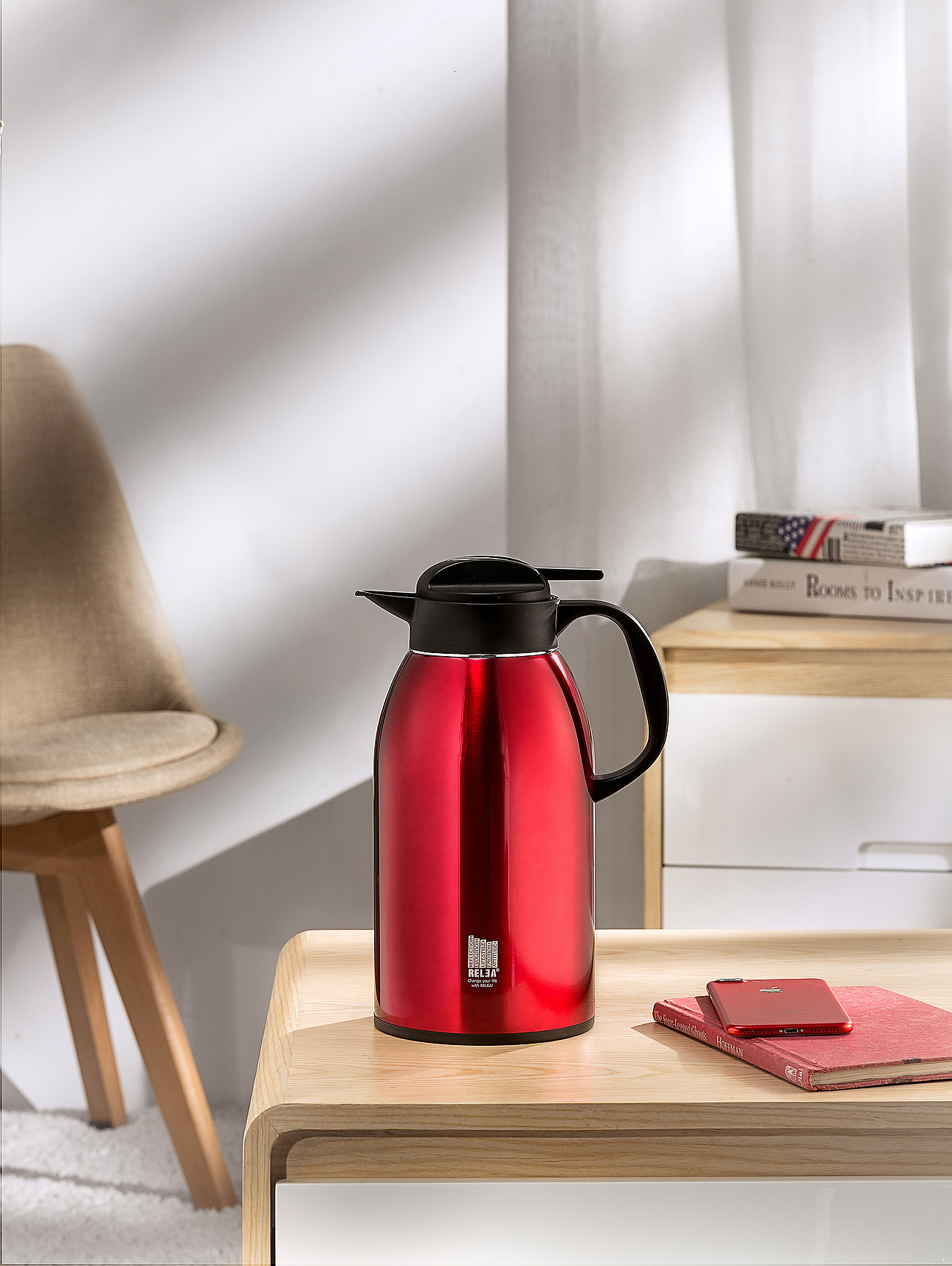 保温杯创意拍摄图