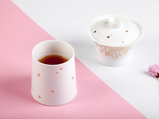 闲云居品牌：心向阳——招商银行礼品套装设计