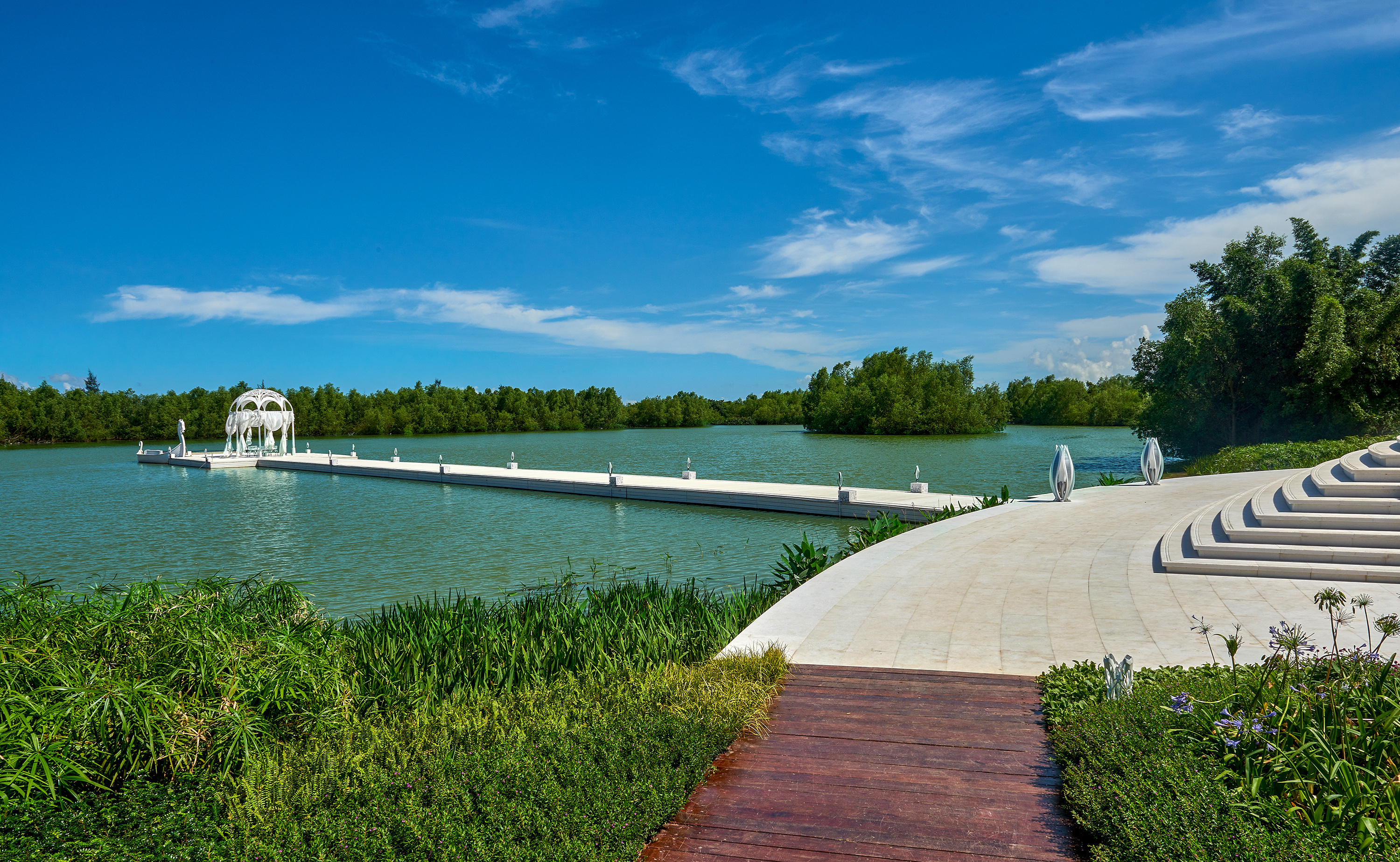 广东江门——世茂碧海银湖