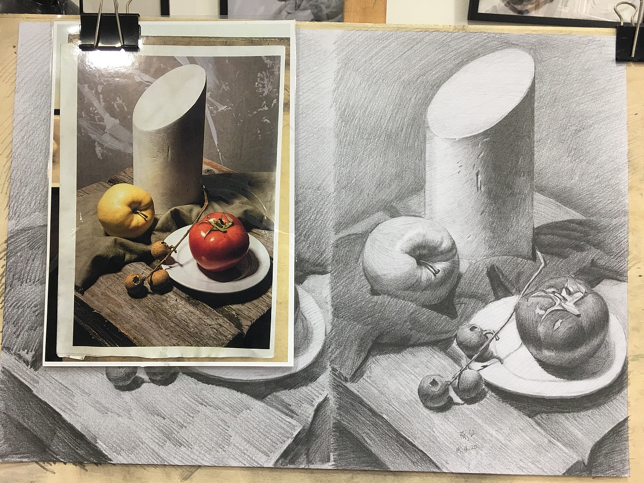 嗯,开始画静物了