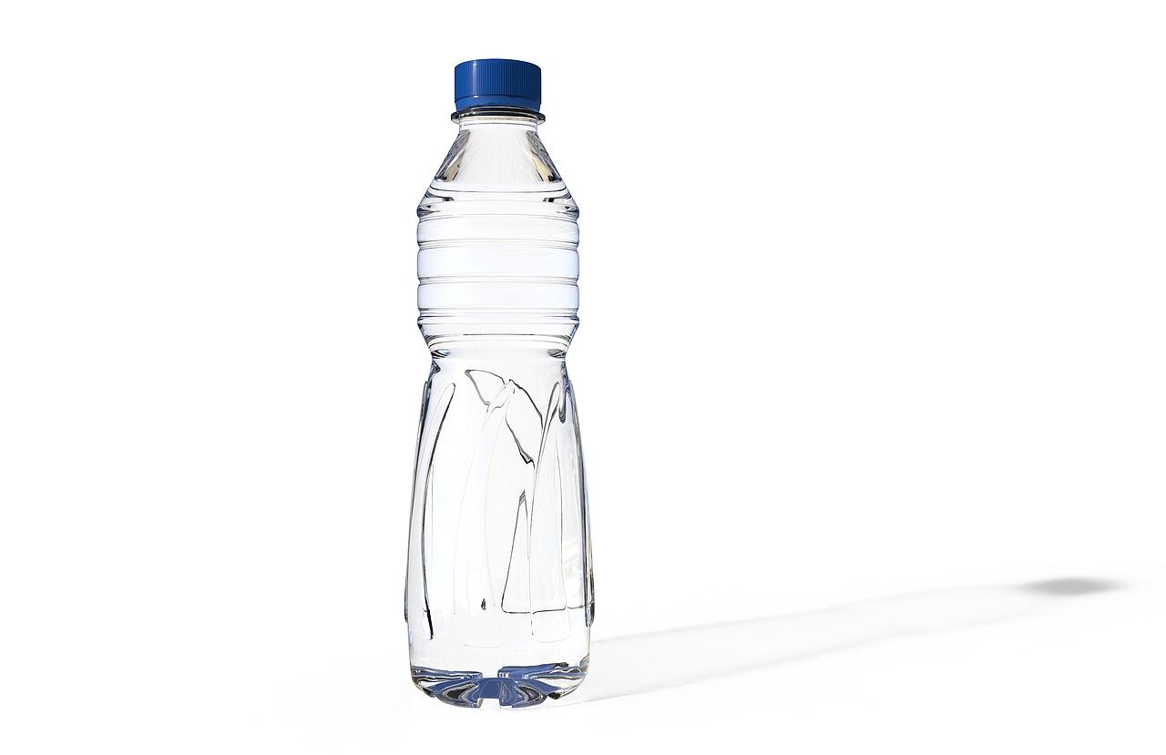 矿泉水瓶练习（图ZMjQwODI5OTQ0） - 生活用品 - 站酷设计师中环设计院原创素材 - 站酷ZCOOL