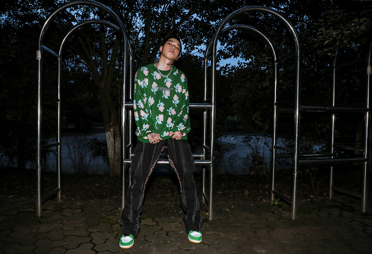 7月国潮服装拍摄（图ZMjE5MzIxNTY4） - 人像摄影 - 站酷设计师3Cstudio原创素材 - 站酷ZCOOL