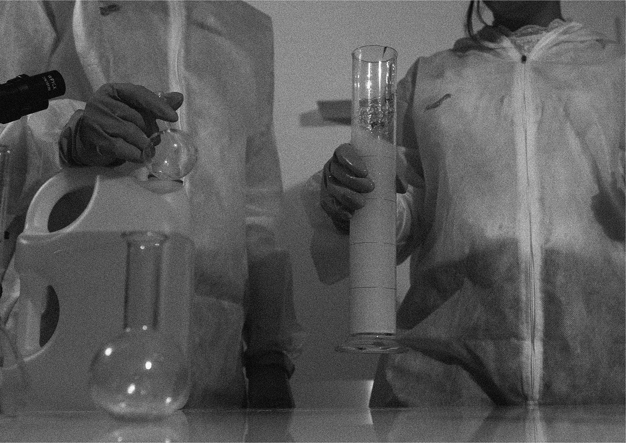 【毕业设计】实验性文本 「超然」存在于我体内（图ZMjU2MjkyMDcy） - 书籍/画册 - 站酷设计师Hikariii原创素材 - 站酷ZCOOL