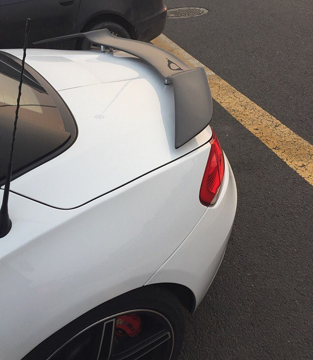 宝马Z4改装狼炎扰流尾翼定风尾箱盖包围保险杠轮眉