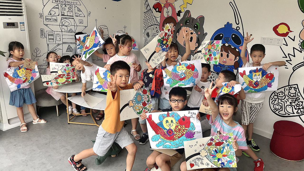 創(chuàng)意美術(shù)學生上課花絮和大合照（圖ZMjIwMzkxNTQ0） - 繪畫 - 站酷設(shè)計師何澤智智原創(chuàng)素材 - 站酷ZCOOL