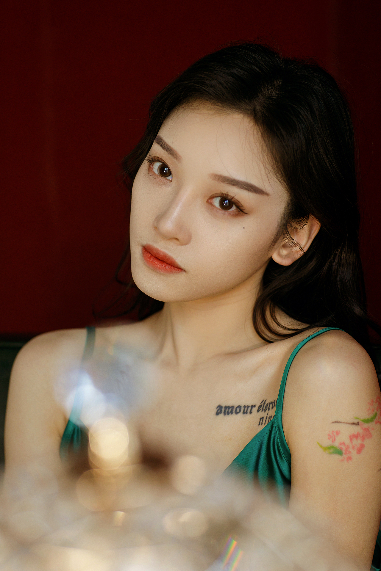 沉浸于夜（图ZMjQxMDM3Mjc2） - 人像摄影 - 站酷设计师余叔不修图原创素材 - 站酷ZCOOL