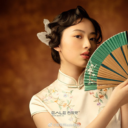 北京旗袍写真微绣旗袍