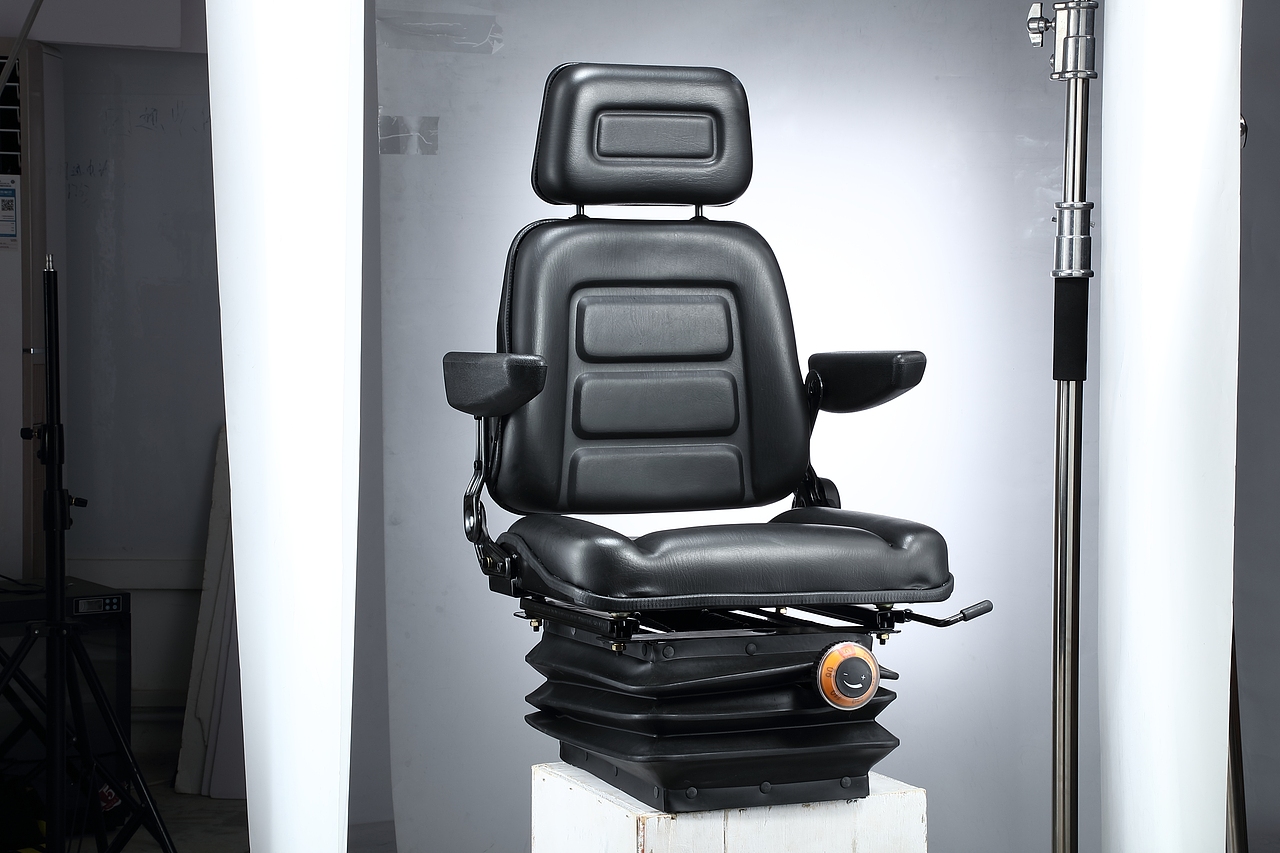 皮质按摩椅拍摄（图ZMTg4NTQyOTIw） - 产品摄影 - 站酷设计师一文yiwen原创素材 - 站酷ZCOOL